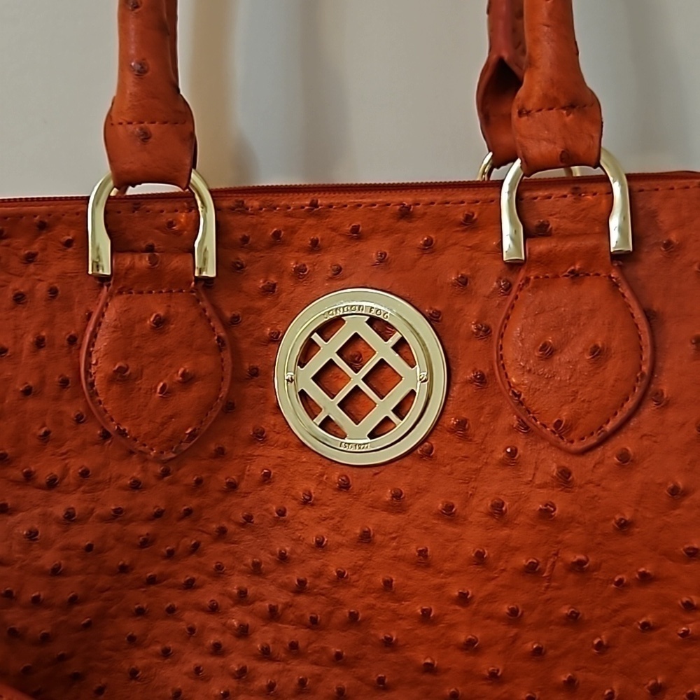 LONDON FOG 1990s Coral Faux Ostrich Shoulder Bag - Picture 4 of 12